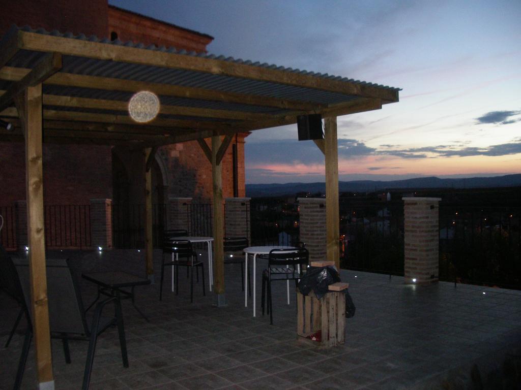 Hostel El Castillo Aninon ภายนอก รูปภาพ