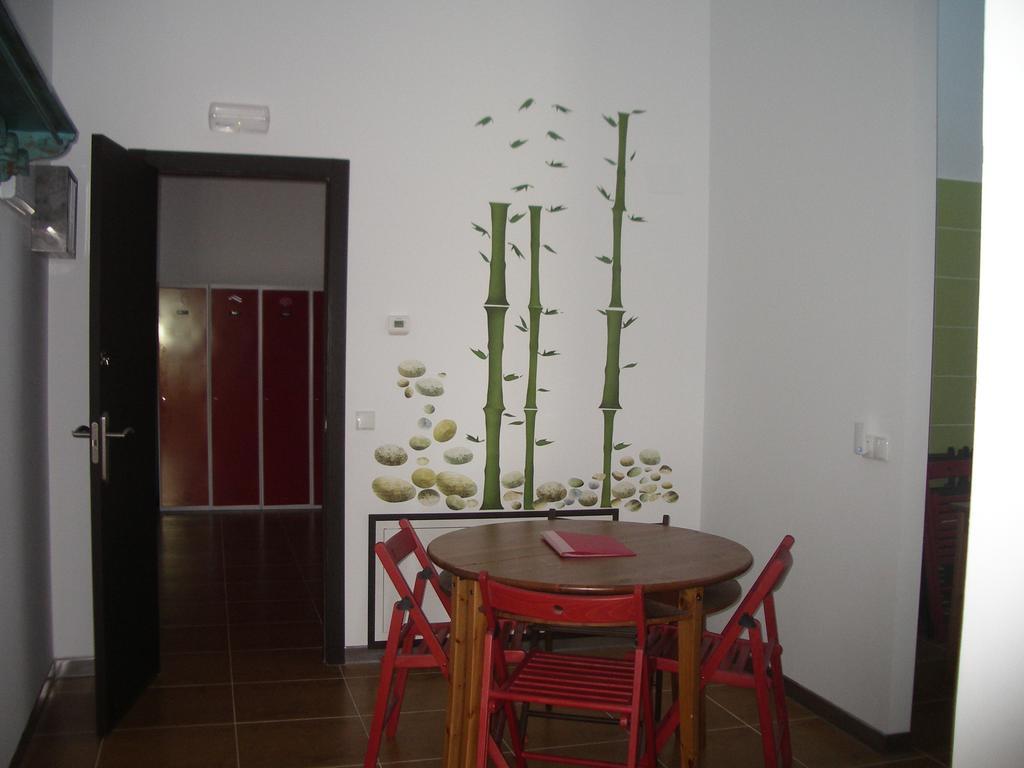 Hostel El Castillo Aninon ภายนอก รูปภาพ